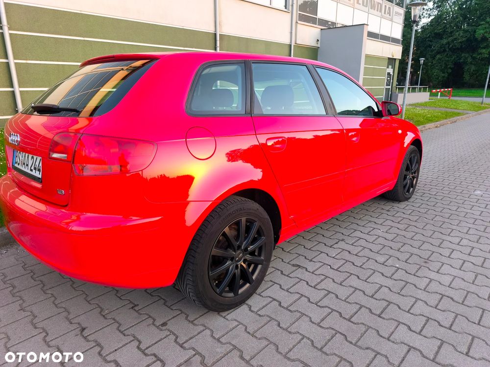 Audi A3 Sportback 1.6 Ambition - 4