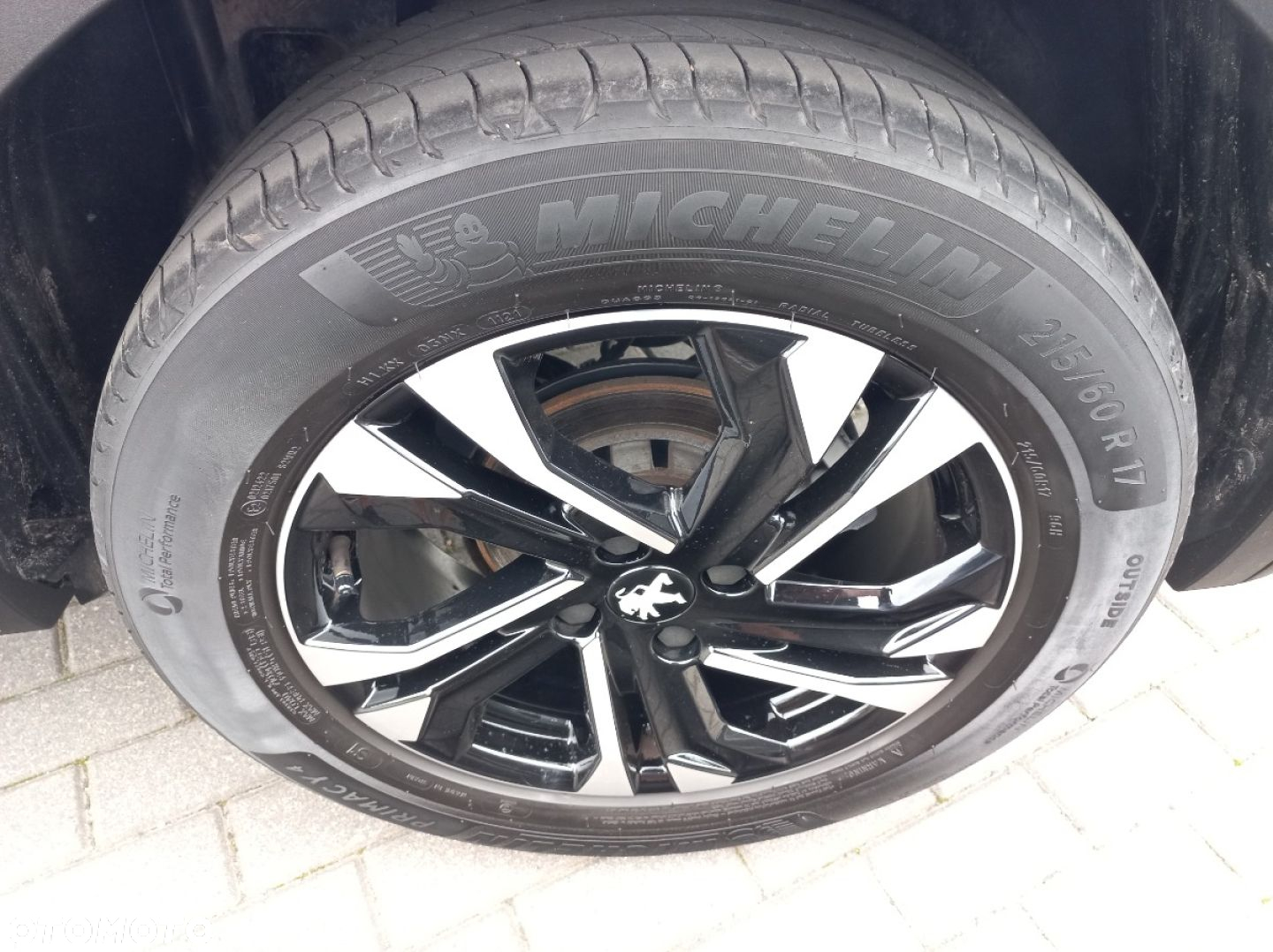 Peugeot 2008 - 9