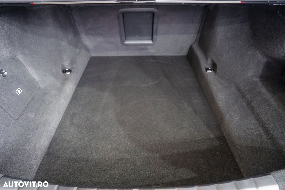 BMW Seria 7 M 760 e xDrive - 15