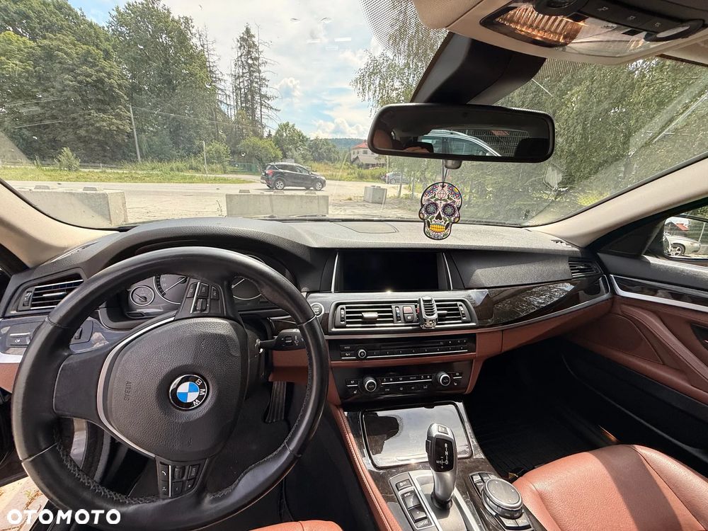 BMW Seria 5 520d - 11