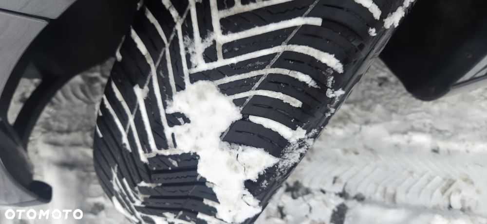 Volkswagen Golf - 20