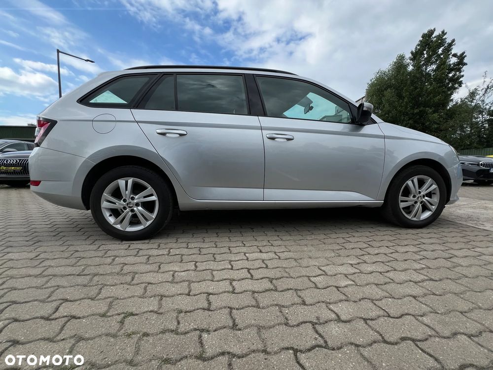 Skoda Fabia - 10