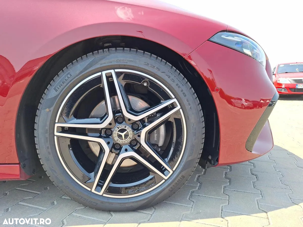Mercedes-Benz A 200 d Sedan 8G-DCT - 10
