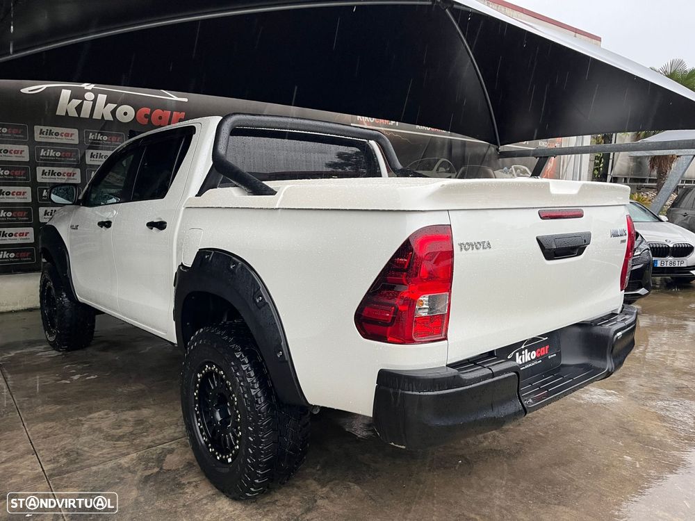 Toyota Hilux 2.4 D-4D 4WD CD Tracker S CA - 5