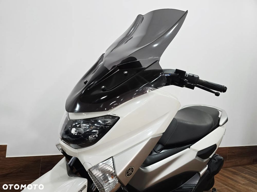 Yamaha NMAX - 15