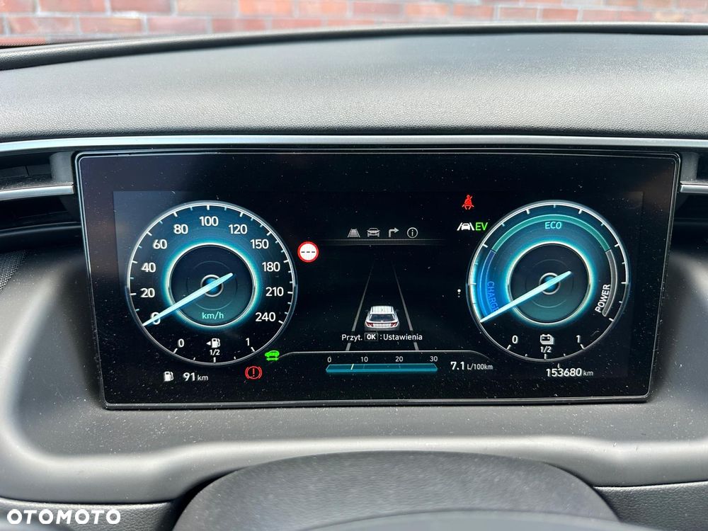 Hyundai Tucson - 16