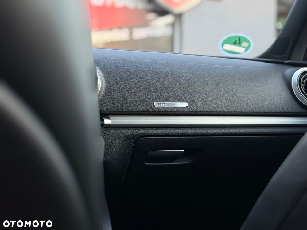 Audi A3 Sportback 2.0 TDI S line Sportpaket - 21