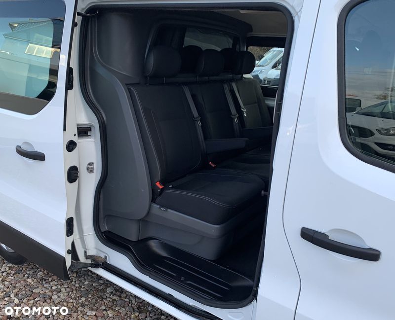 Renault Trafic L2H1 6cio osobowy Brygadowy DOKA Homologacja cięż. N1 FVAT23 Duża Ładowność 972kg - 17