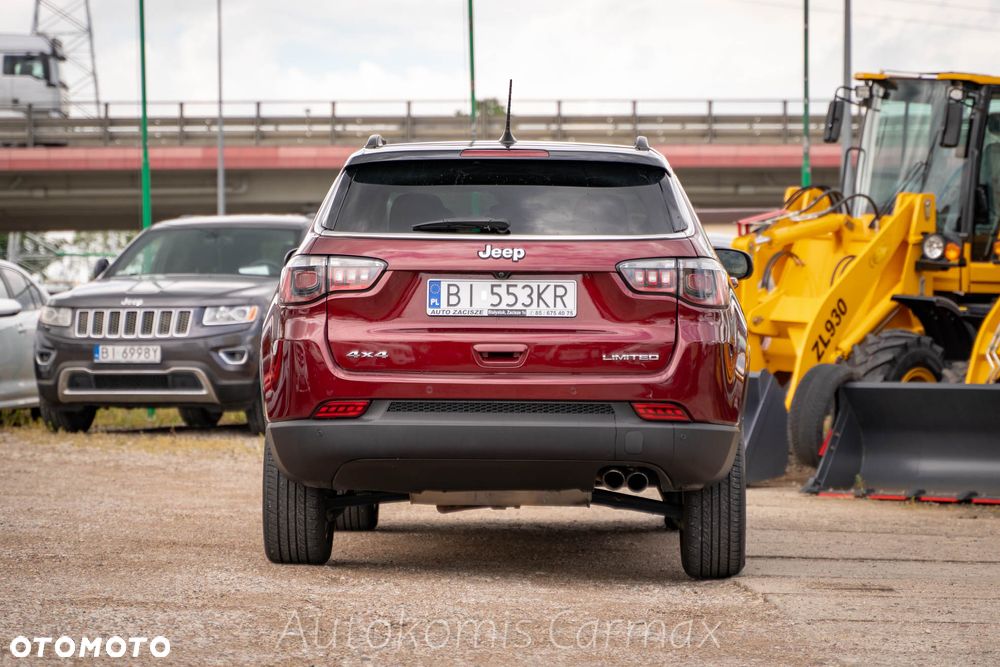 Jeep Compass - 10