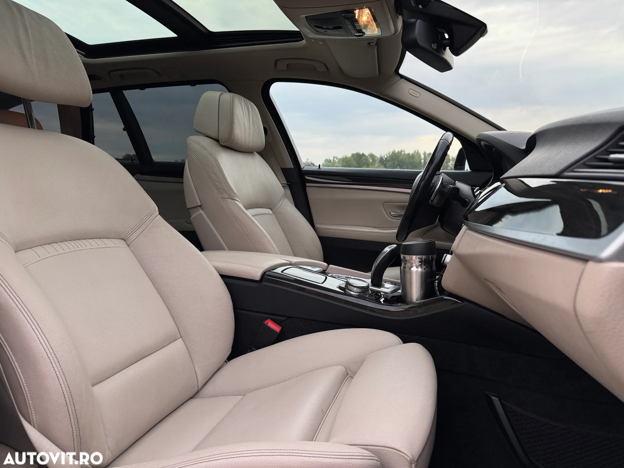 BMW Seria 5 520d xDrive - 16