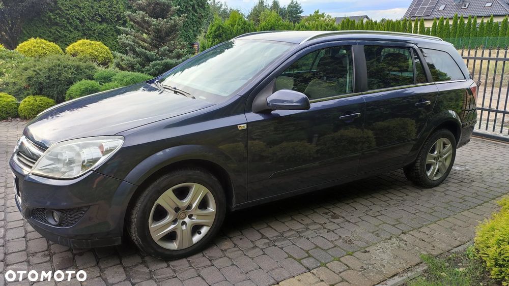 Opel Astra 1.7 CDTI Caravan DPF - 4