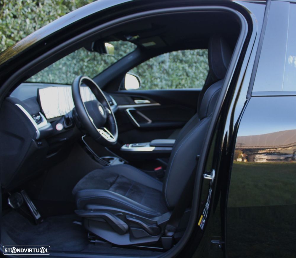 BMW iX2 xDrive30 Pack Desportivo M - 20