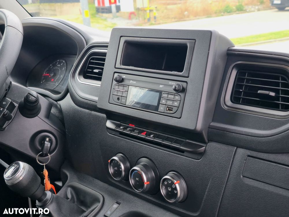 Renault Master - 11