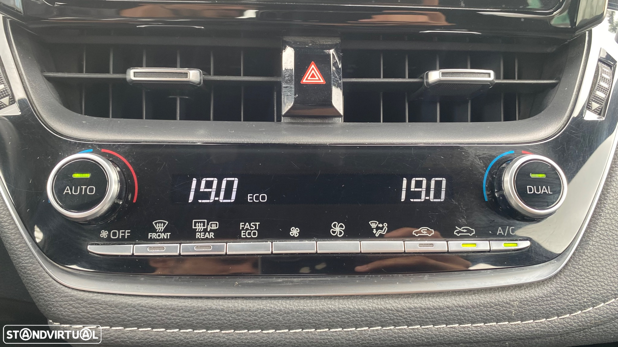 Toyota Corolla 1.8 Hybrid Comfort - 45