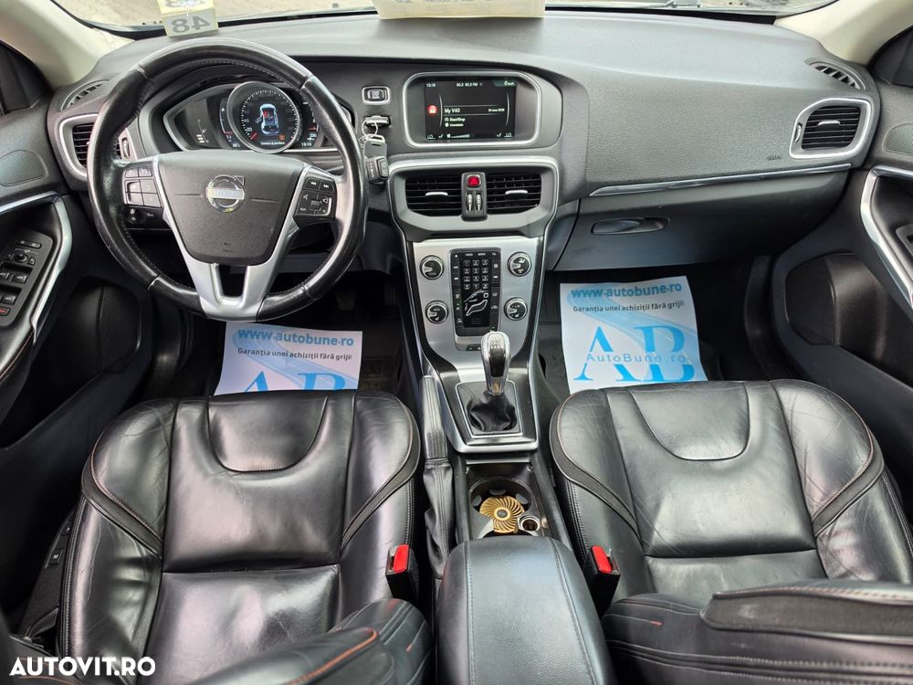 Volvo V40 D2 ECO Basic - 9