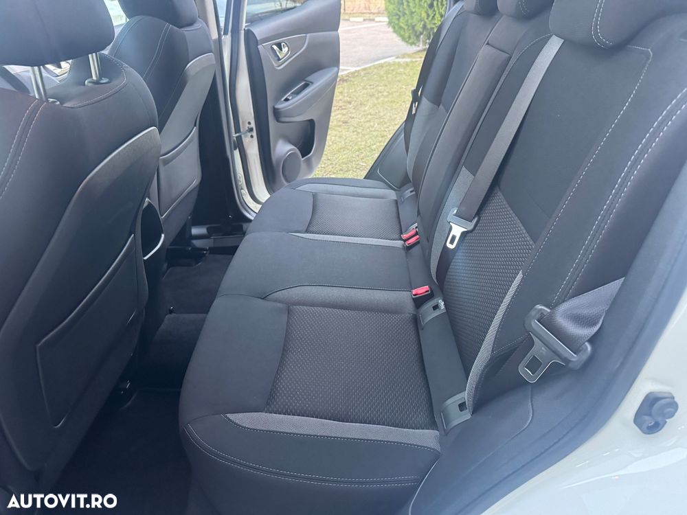 Nissan Qashqai 1.5 DCI DCT TEKNA+ - 6