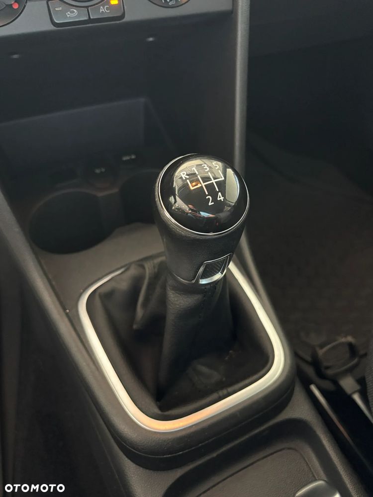 Volkswagen Polo - 32