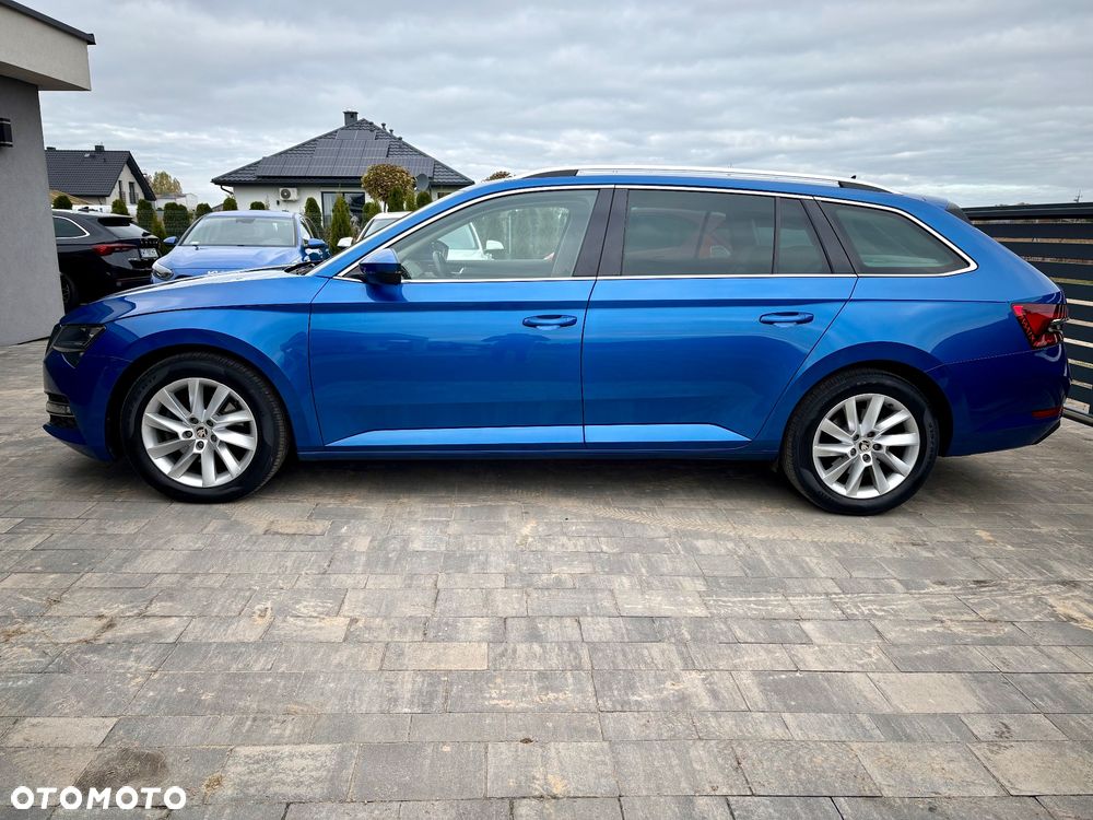 Skoda Superb 2.0 TDI SCR Style DSG - 4