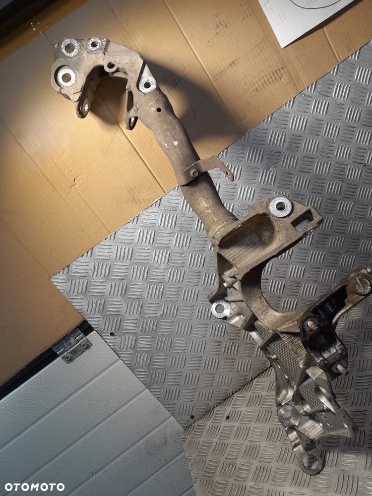 AUDI A5 8T WÓZEK SANKI PRZEDNIEGO ZAWIESZENIA 2.7 TDI - 7