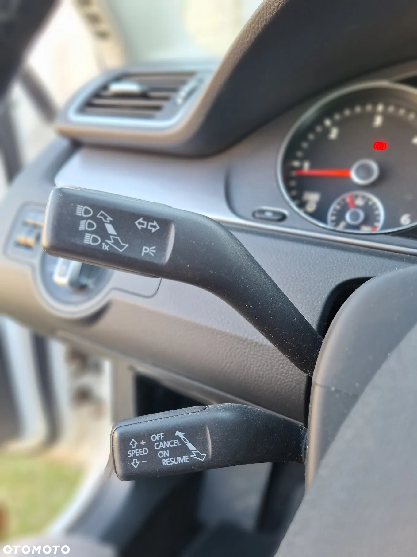 Volkswagen Passat - 15