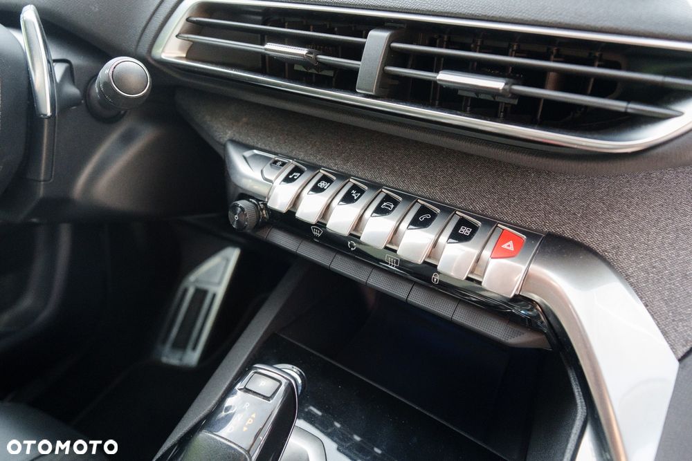 Peugeot 3008 THP 165 EAT6 Stop & Start Allure - 19