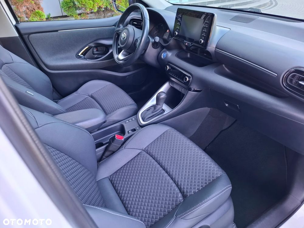 Toyota Yaris 1.5 Dynamic CVT - 21