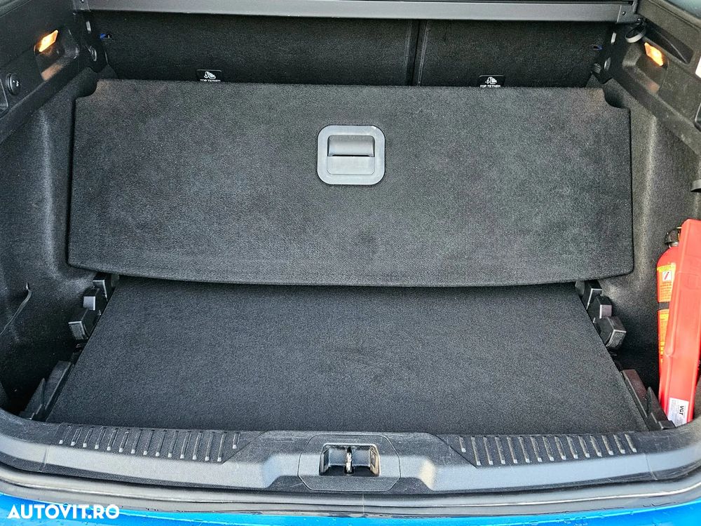 Ford Focus 1.5 Ecoboost ST-Line - 12