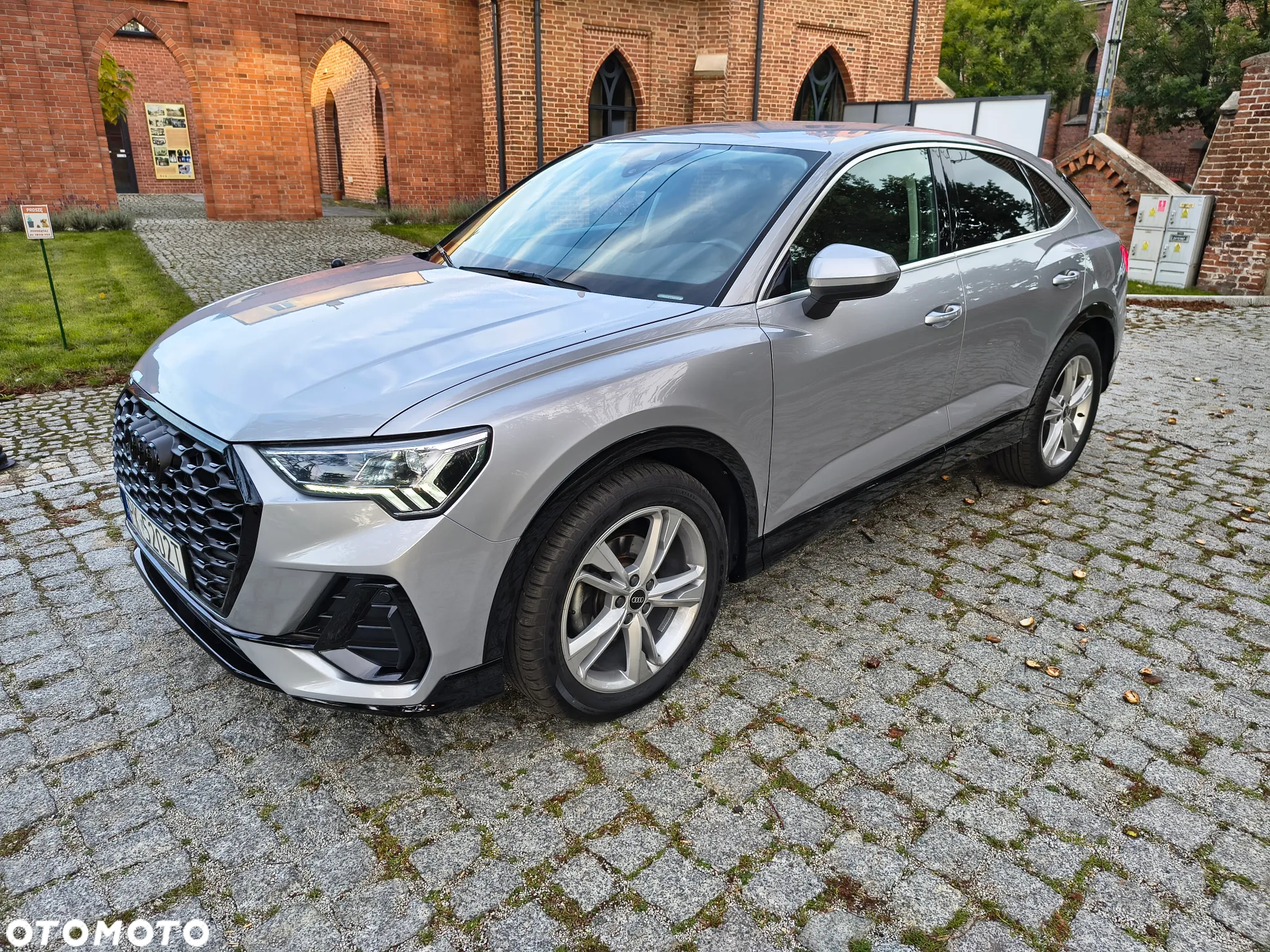 Audi Q3 Sportback 35 TFSI S tronic S line - 4