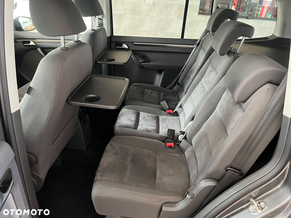 Volkswagen Touran 2.0 TDI DPF Comfortline DSG - 17