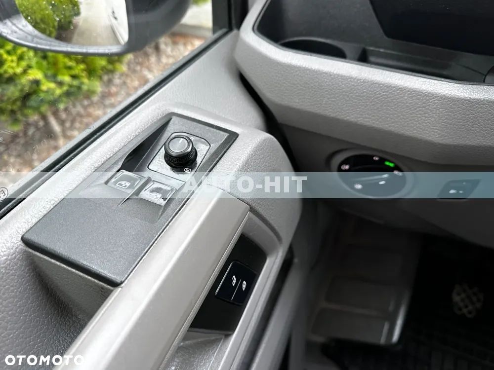 Volkswagen Crafter - 26