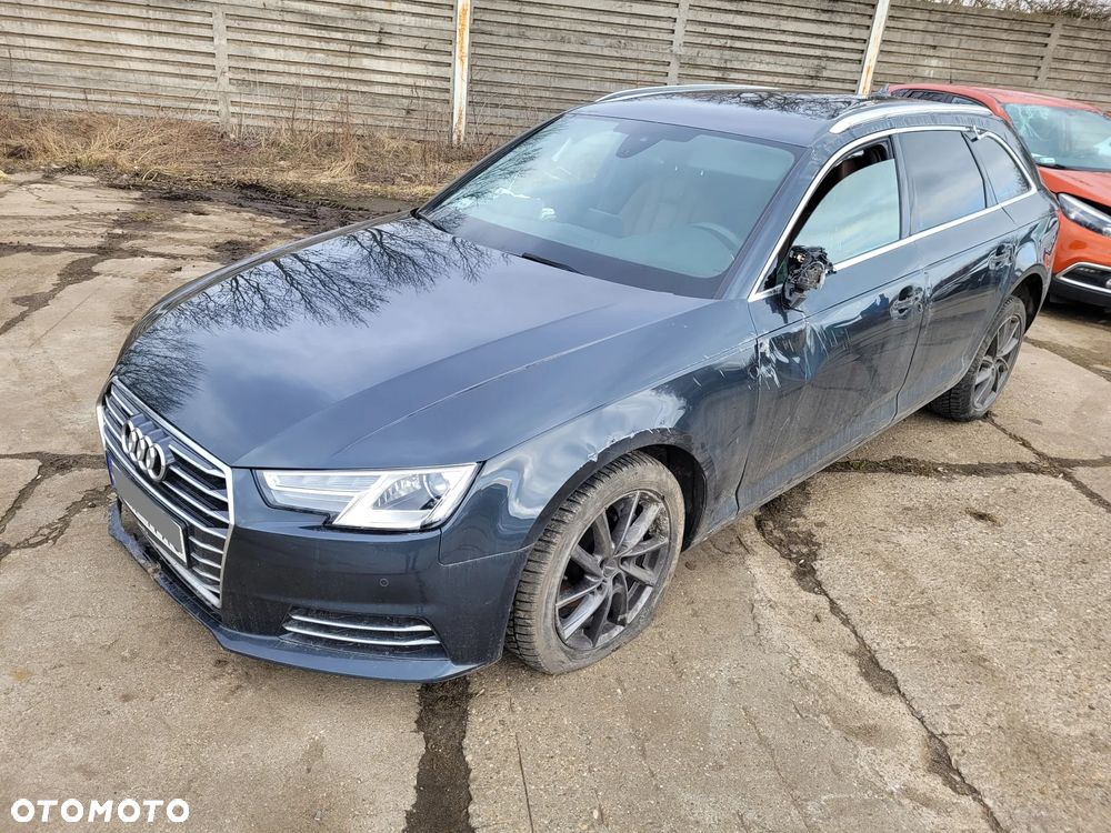 Audi A4 Avant 2.0 TDI Design S tronic - 1