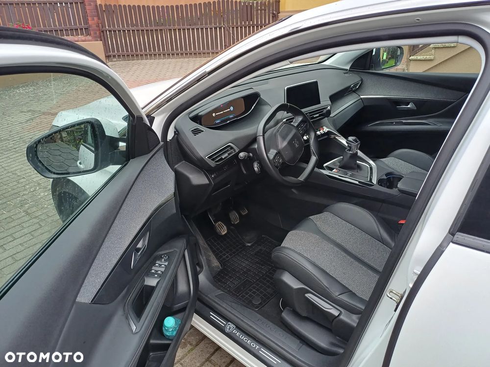 Peugeot 3008 PureTech 130 Stop & Start Allure - 9