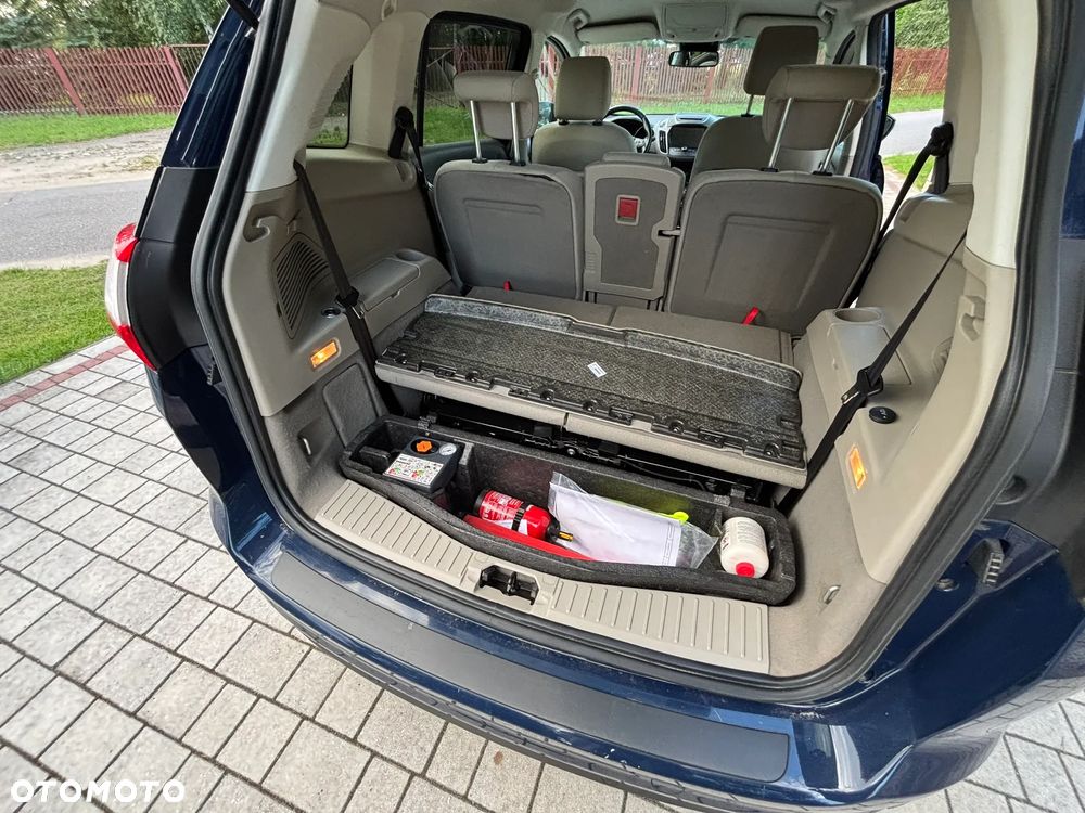 Ford Grand C-MAX Gr 1.5 TDCi Titanium - 21