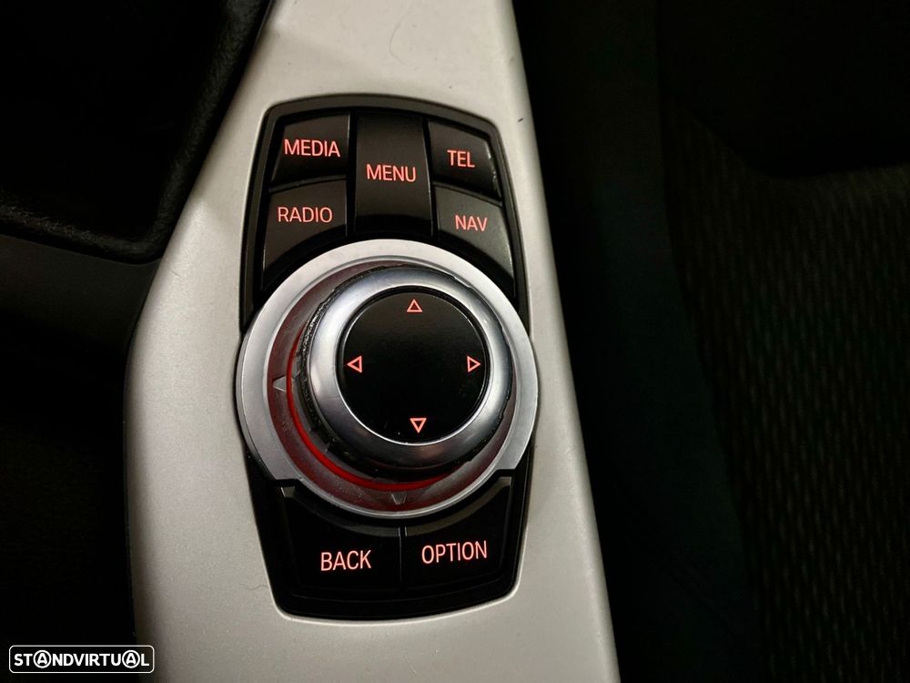 BMW 116 d Sport Line - 20