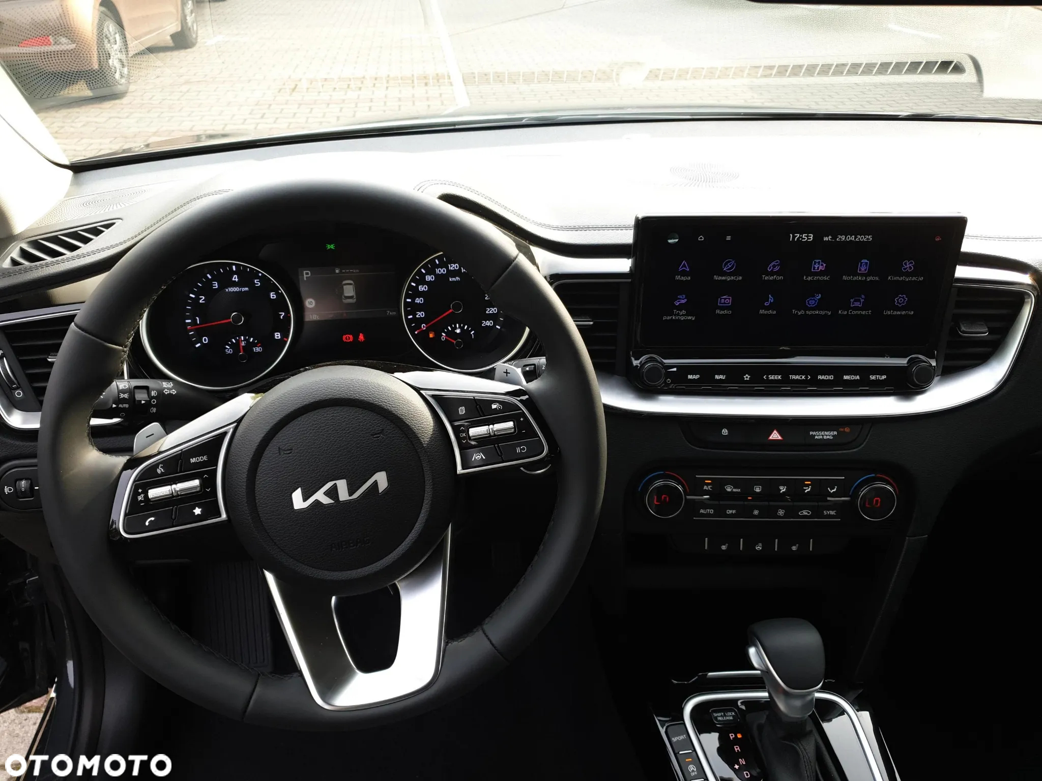 Kia Ceed 1.5 T-GDI Tribute DCT - 11