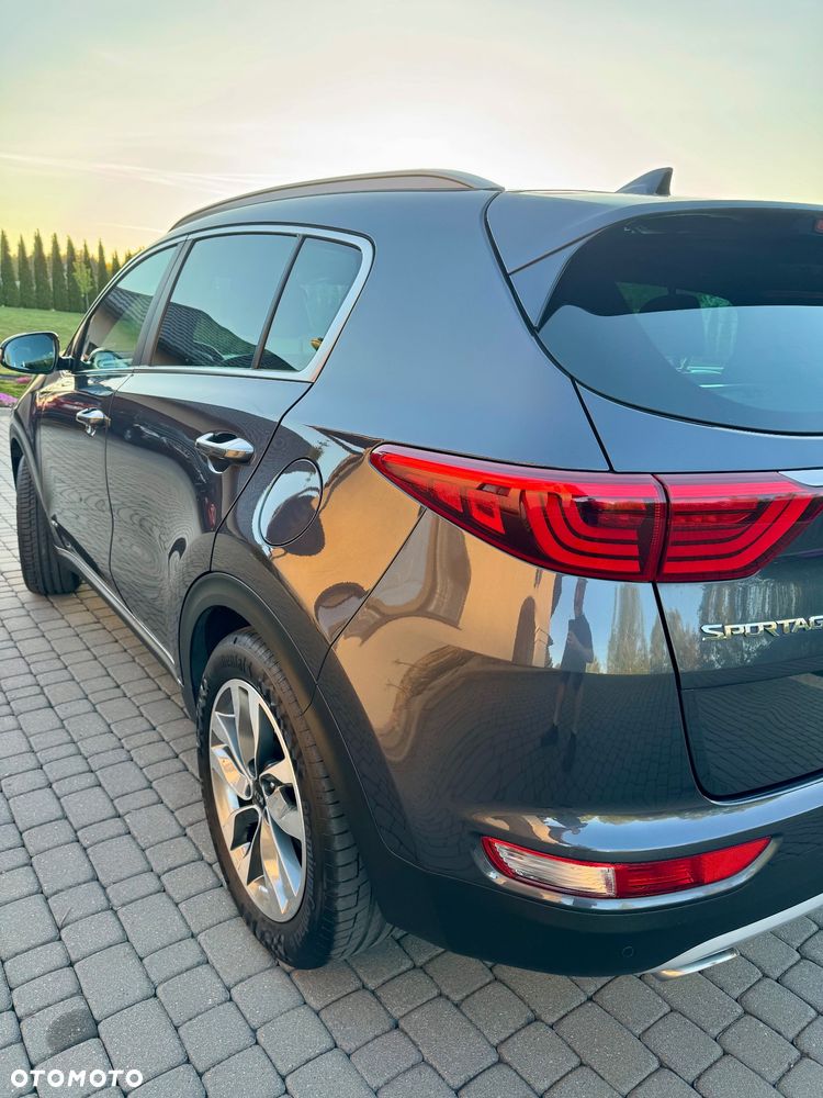 Kia Sportage 2,0 CRDI AWD GT Line - 14