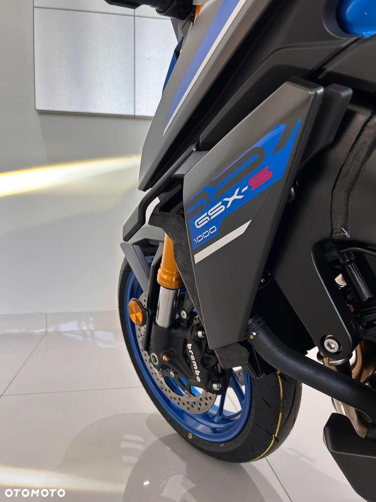 Suzuki GSX 1000 - 5