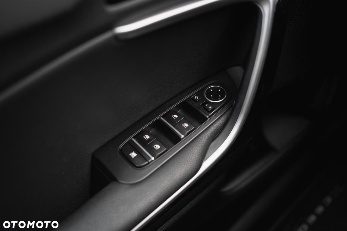 Kia XCeed - 28