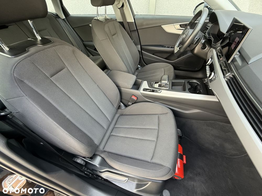Audi A4 Avant 35 TDI mHEV Advanced S tronic - 19