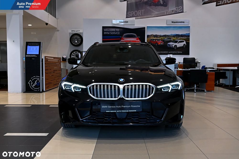 BMW Seria 3 330i Touring xDrive - 2