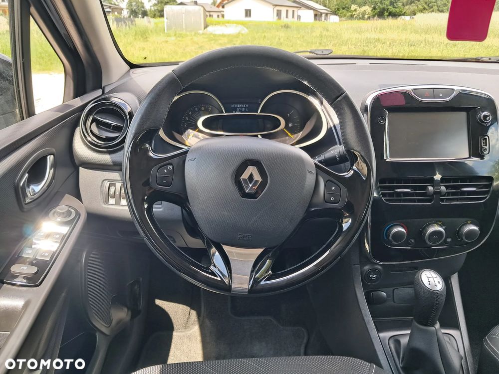 Renault Clio 1.2 16V 75 Business - 13