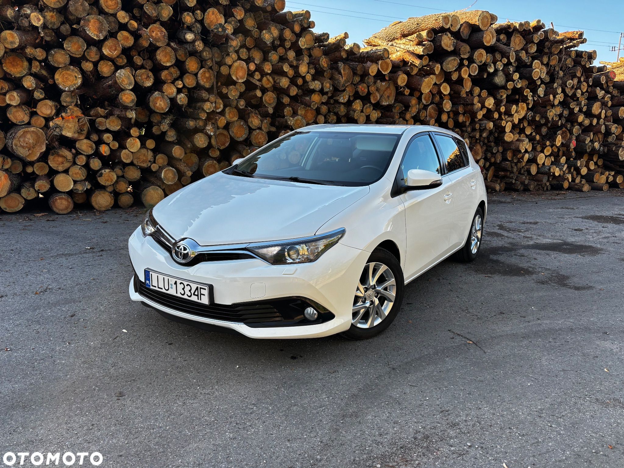 Toyota Auris - 1