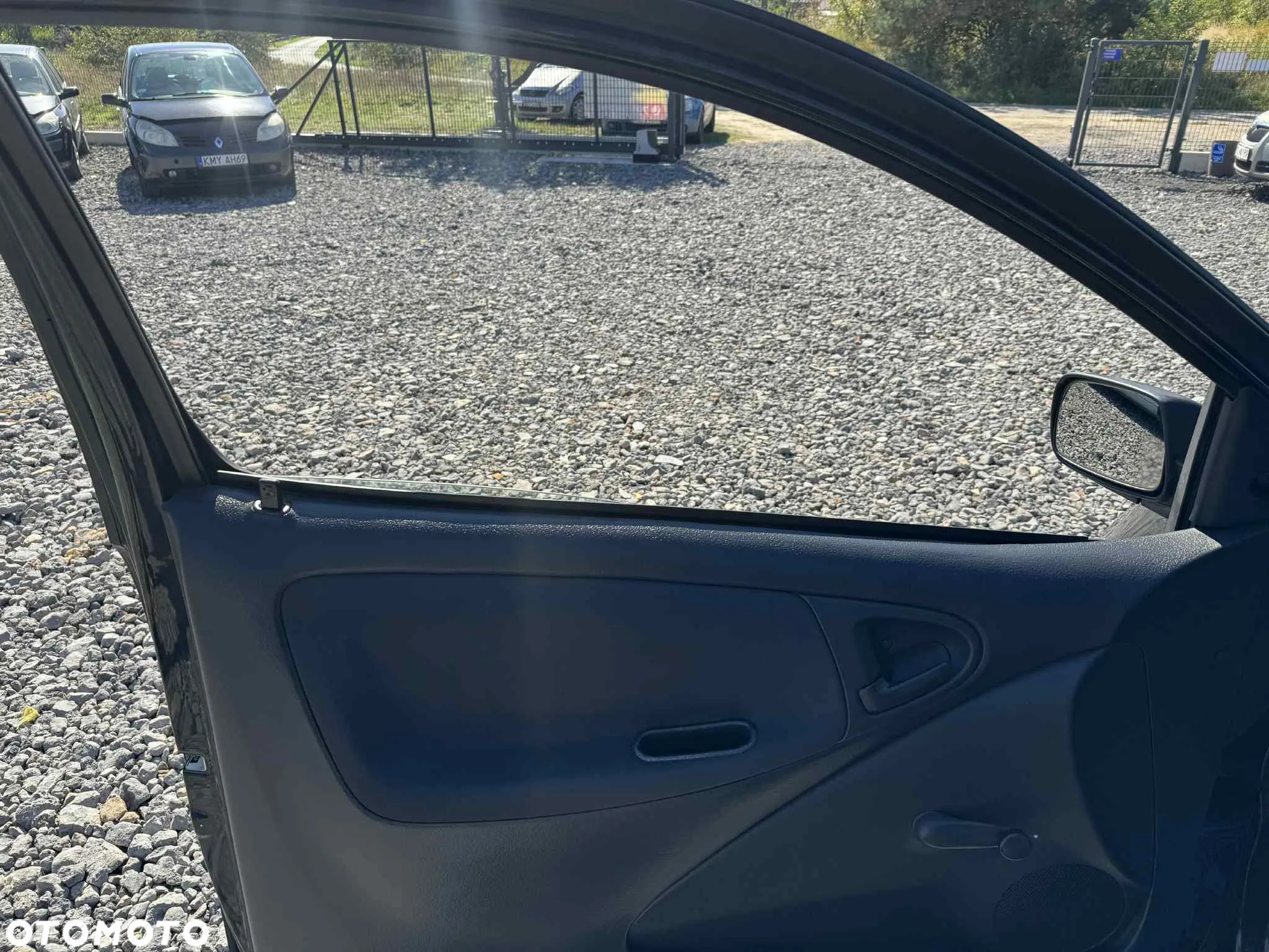 Toyota Yaris 1.3 Terra - 14