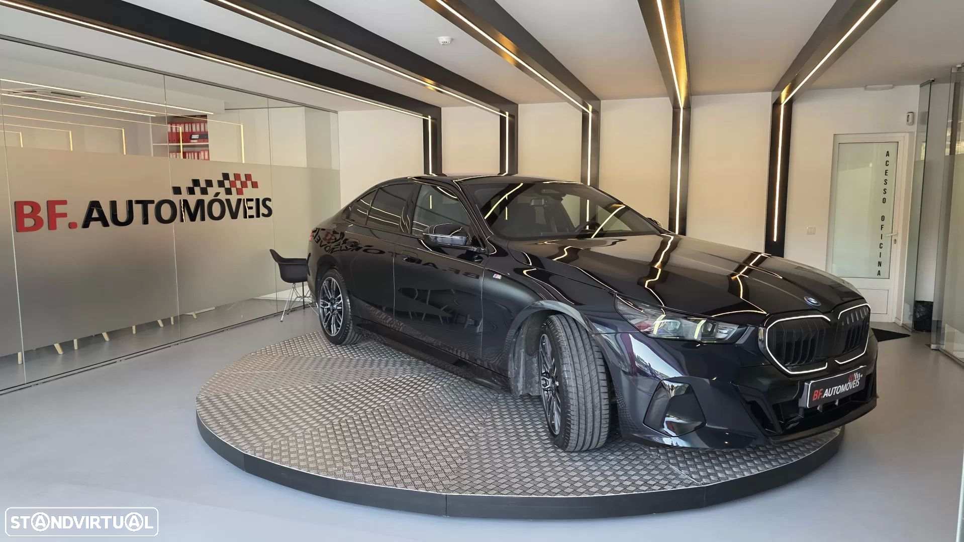 BMW 530 e Pack Desportivo M Pro - 10