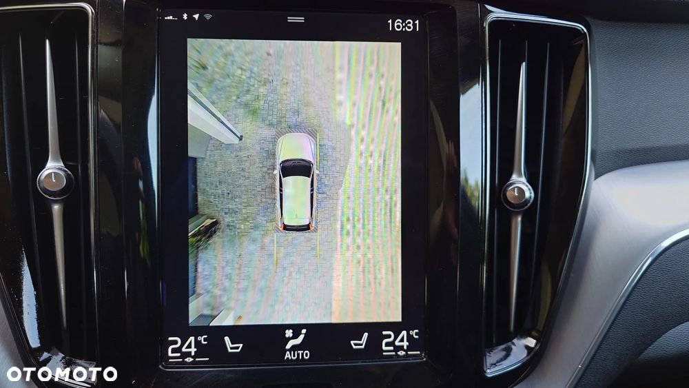 Volvo XC 60 D4 AWD Momentum - 20