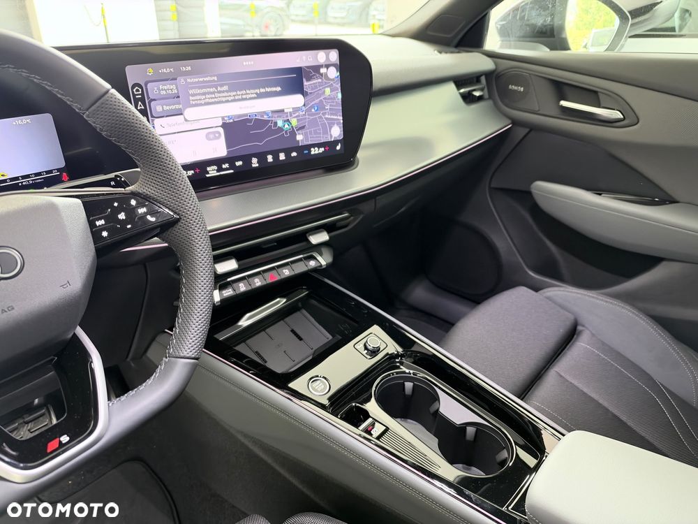 Audi Q3 Sportback - 10