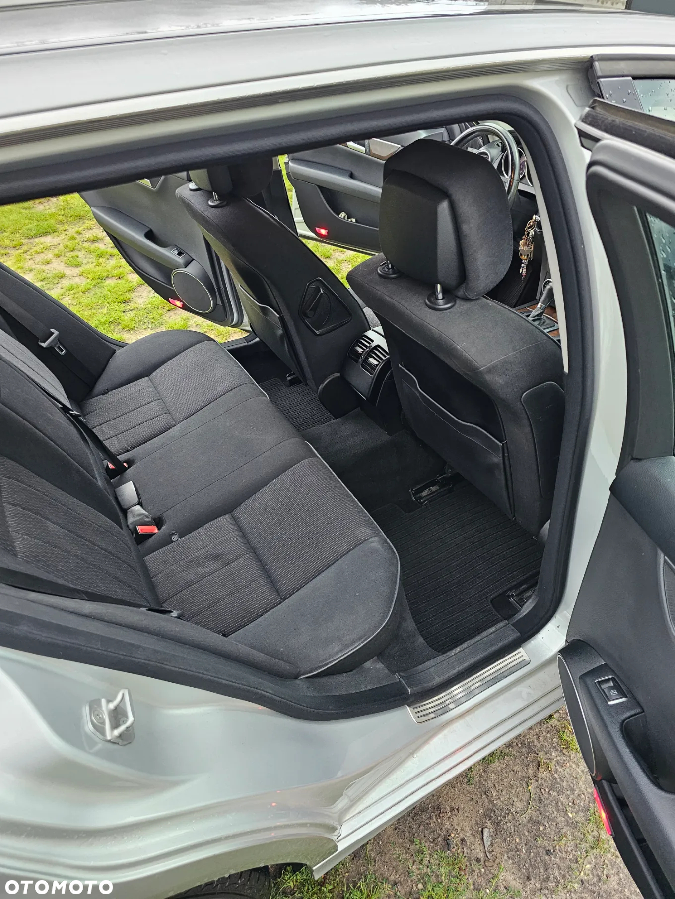 Mercedes-Benz Klasa C 200 T CDI DPF Automatik BlueEFFICIENCY Elegance - 10