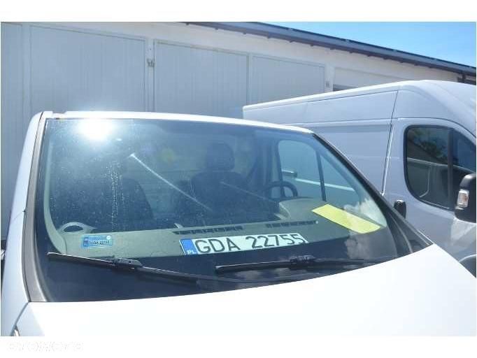 Opel Vivaro - 32
