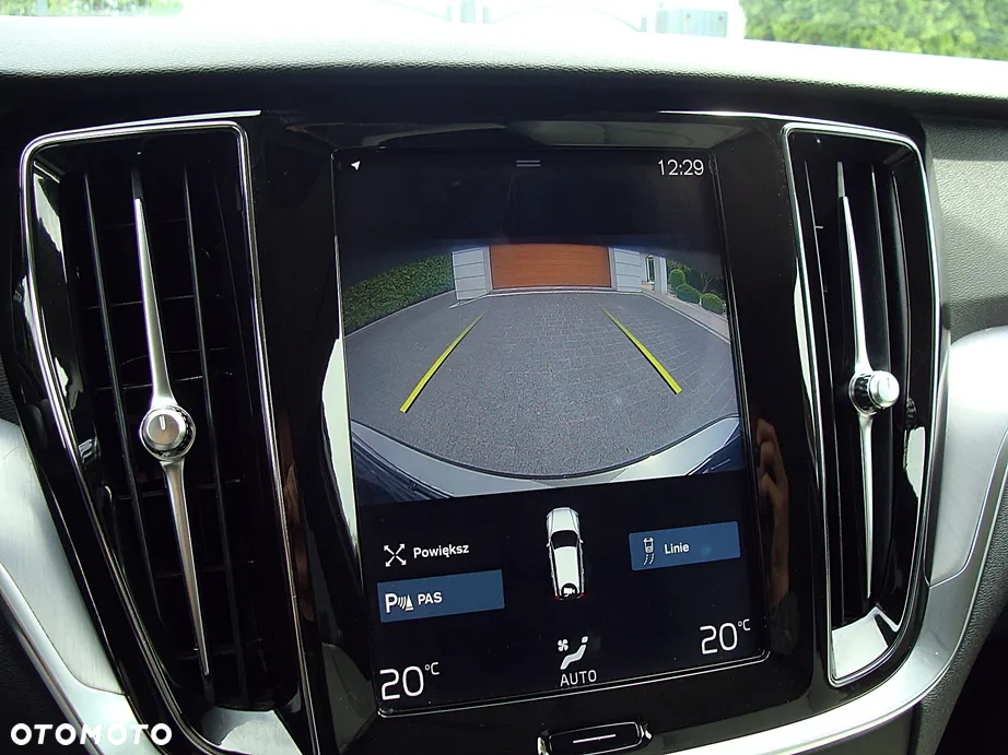 Volvo V60 D3 Momentum Pro - 22
