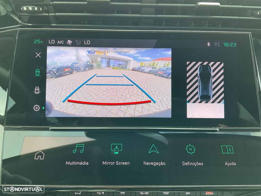 Peugeot 408 1.2 PureTech Allure EAT8 - 28